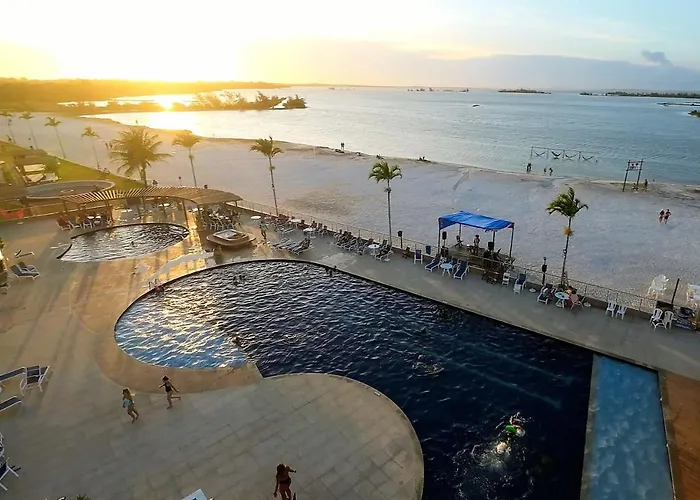 Aluguéis de temporada: Golden Lake Arraial do Cabo Resort